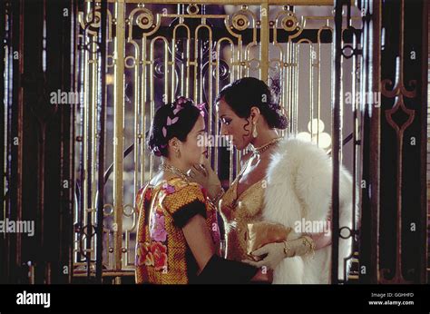188.1K views. 00:44. Salma Hayek Nude Boobs In Frida Movie. 61.7K views. 00:56. Salma Hayek lesbian scene from Frida (2002) 387.9K views. 04:56. Salma Hayek deleted scenes From Dusk Til Dawn.